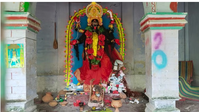 মধুখালীতে দুই দিনে দুটি মন্দিরে প্রতিমা ভাঙচুর,আতঙ্কে সনাতনী সম্প্রদায়
